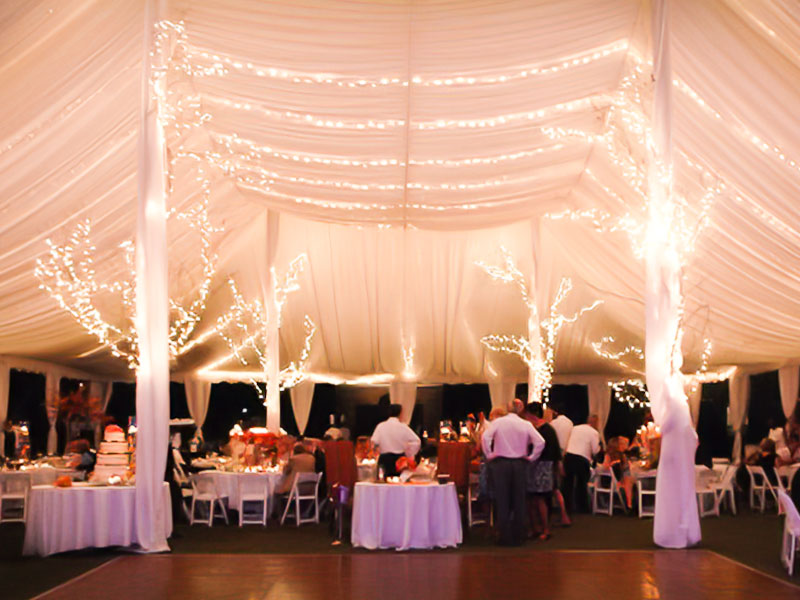 9 Wedding Tent Lighting Ideas for Modern Wedding 2021